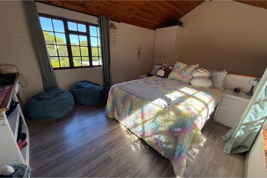 3 Bedroom Property for Sale in Roundhay Western Cape